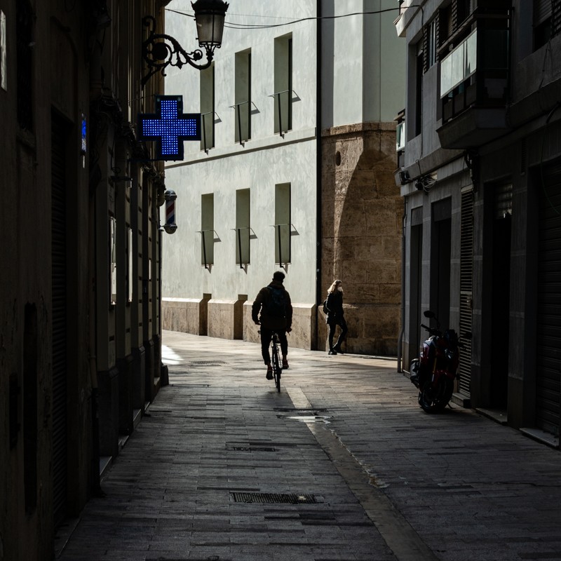 "Una calle del centro" de Abel Puche Alifa