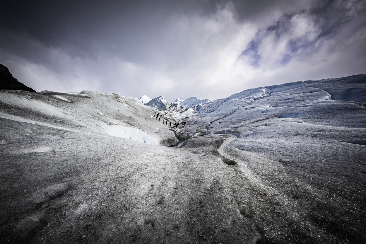 "Trekking en el Perito Moreno..." de Carlos Cavalieri