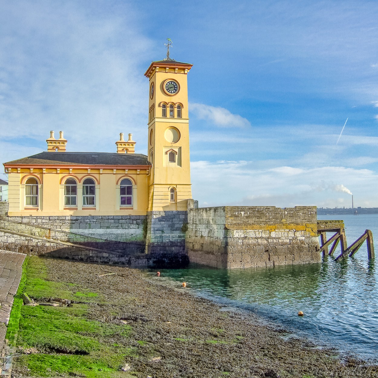 "Cork Harbor Tragedy Memorial" de David Roldn