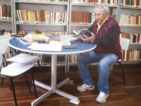 O senhor da biblioteca.