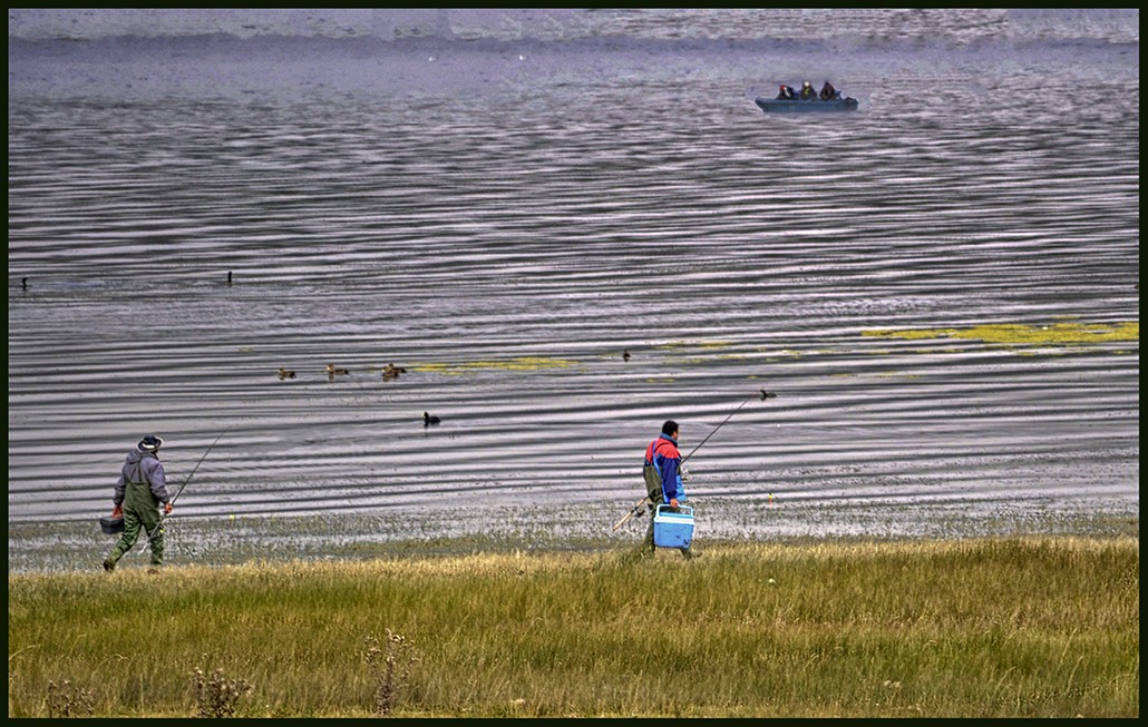 "Iniciando dia de pesca" de Ruben Perea