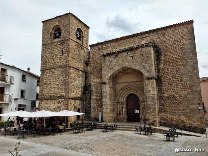 "Iglesia de San Nicols, Plasencia" de Luis Blasco Martin