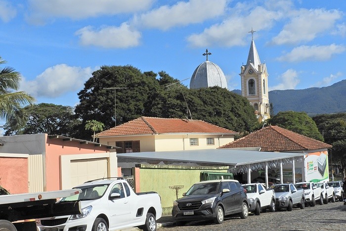 "Minha cidade tem mais carros que pessoas!" de Decio Badari