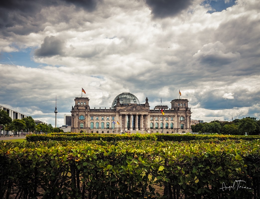 "Bundestag" de Angel Triana