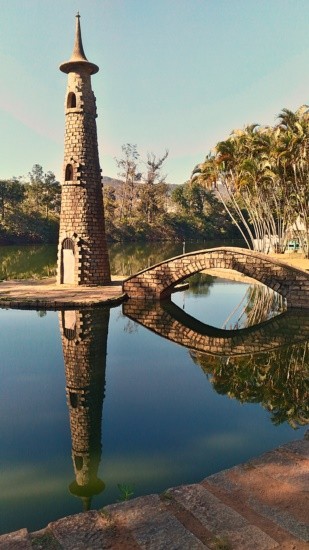 "Parque Edmundo Zanoni em Atibaia S.P.com celular" de Decio Badari