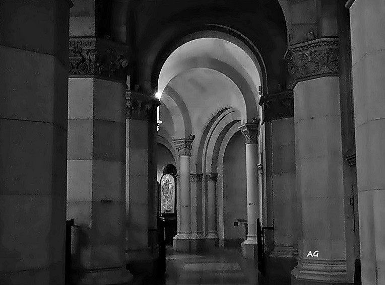 "Santuario de Ntra Sra de Lourdes" de Ana Giorno