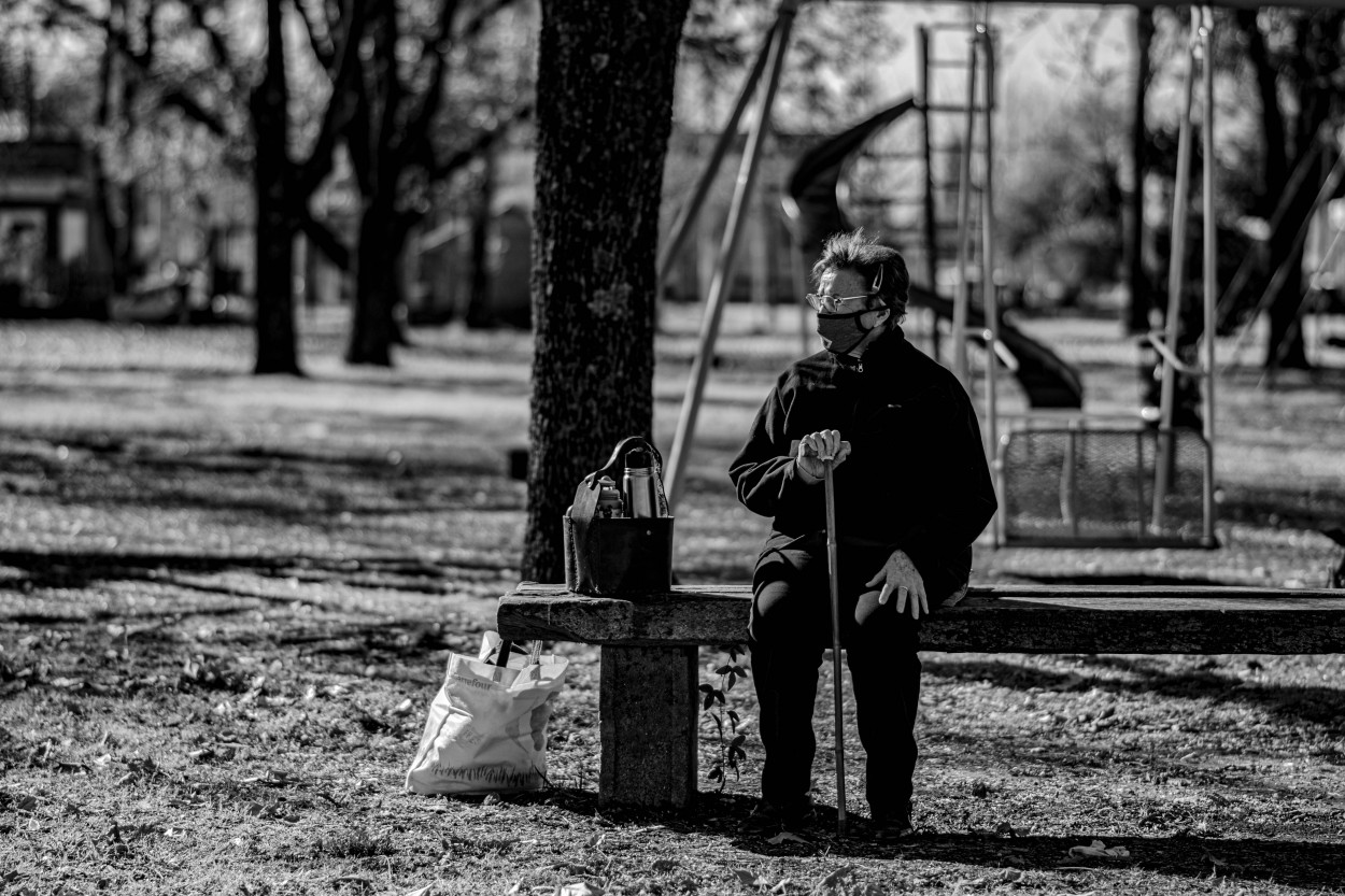 "PASEO" de Nestor Haisenreder