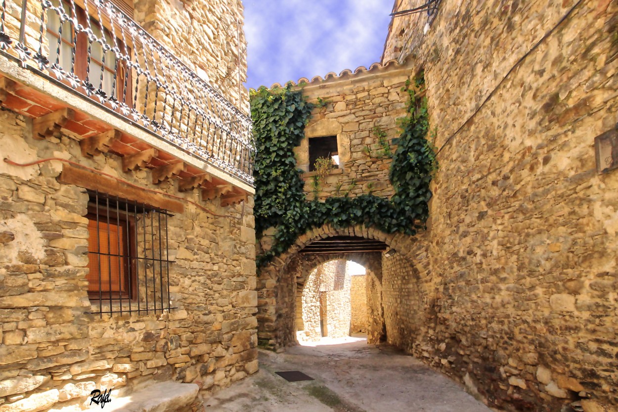 "Roda de Isabena. (Huesca)" de Rafael Serrano Arguedas