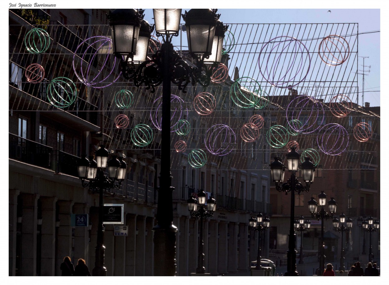 "La calle se visti de fiesta" de Jos Ignacio Barrionuevo