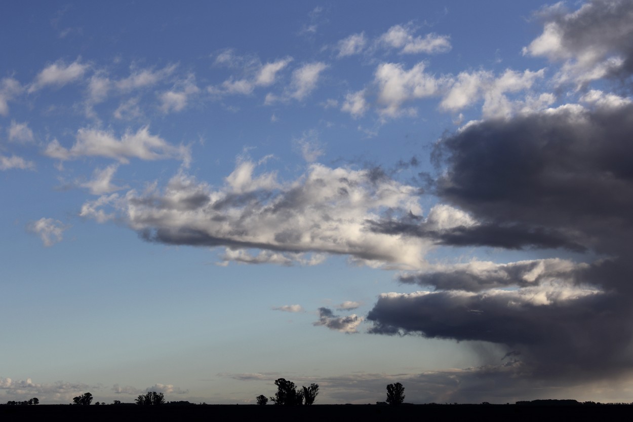 "Viene la tormenta II" de Natalia Harosteguy