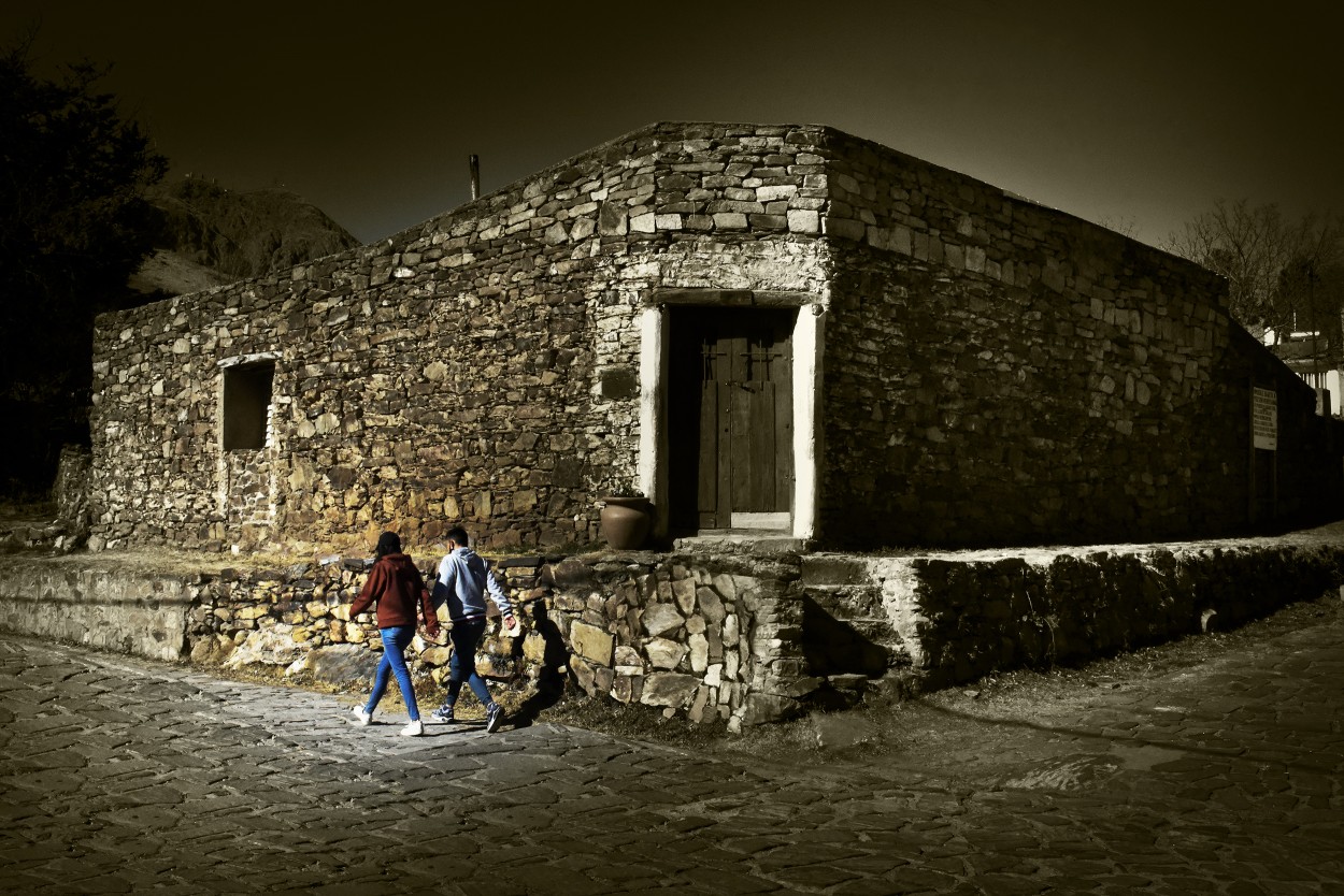 "`Casa de Piedra`" de Angel Lorenzo Orozco