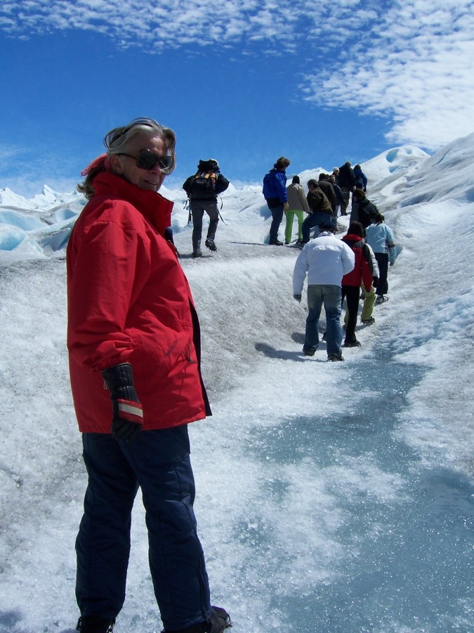 "subiendo el glaciar" de Amparo Josefina Maggi