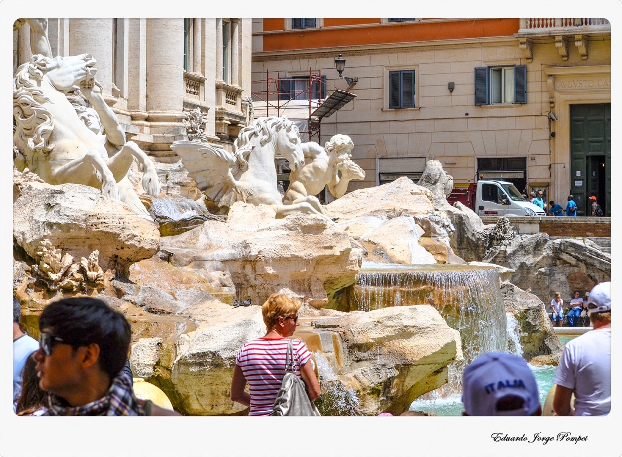 "Fontana di Trevi" de Eduardo Jorge Pompei