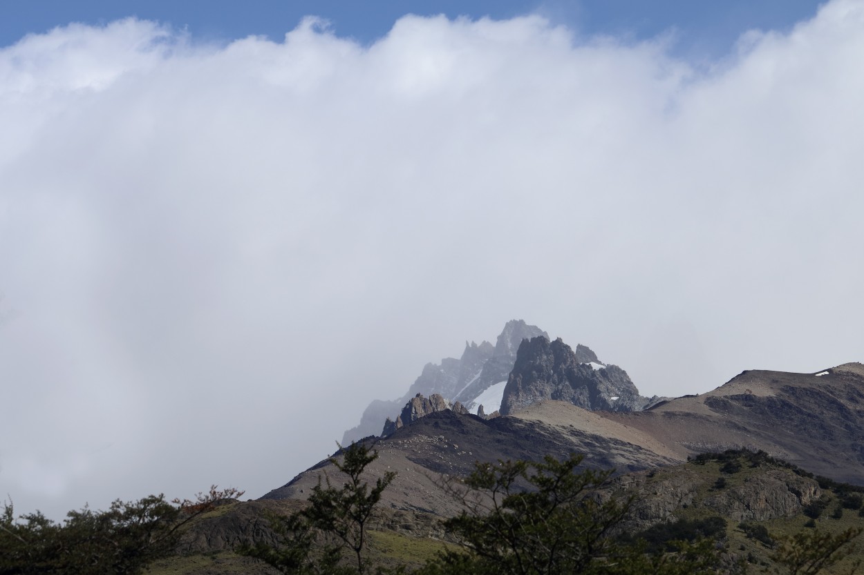 "Entre las nubes III" de Natalia Harosteguy