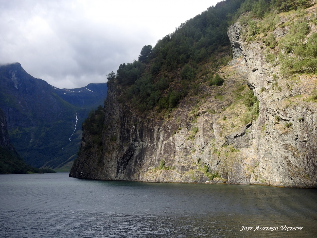 "fiordo de los sueos,Bergen, Noruega" de Jose Alberto Vicente