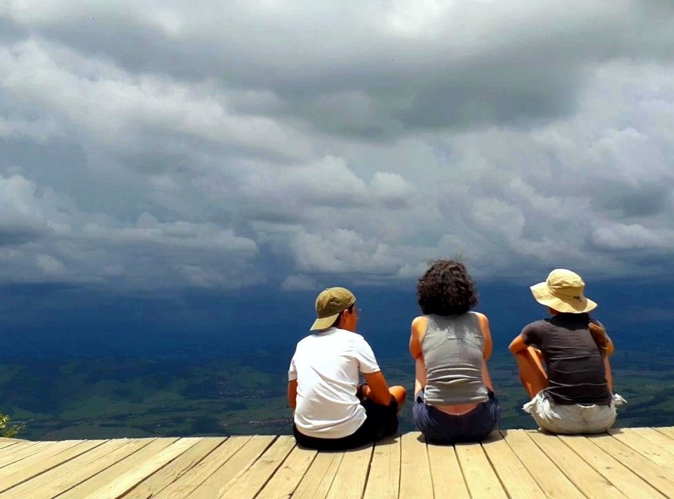 "A neta Catarina c/ 12 anos fotografou hoje......." de Decio Badari