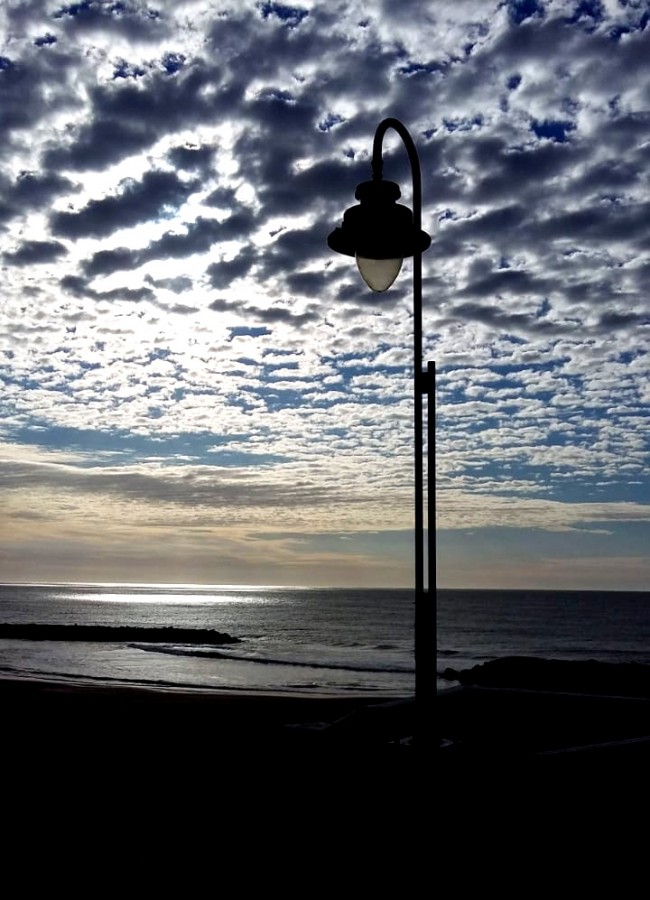 "conversa el mar con las nubes" de Ricardo Picco