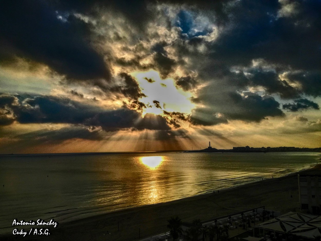 "** Regalo del Cielo **" de Antonio Snchez Gamas (cuky A. S. G. )