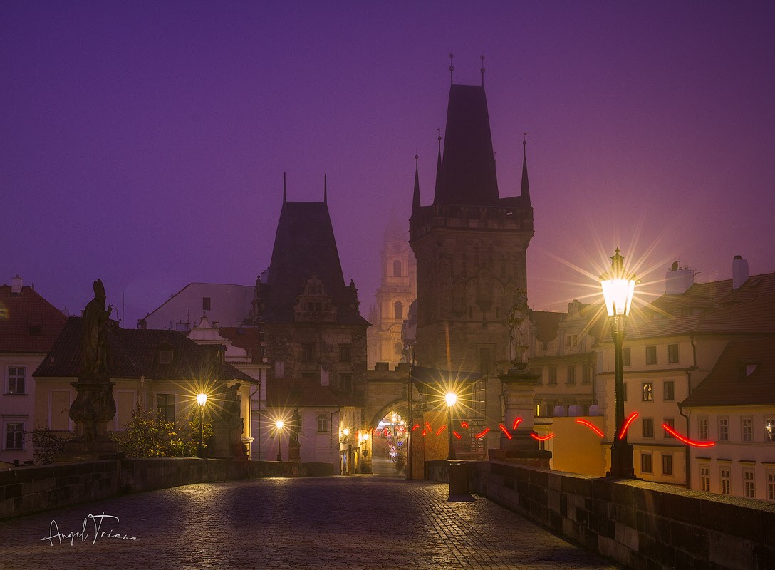 "Por Praga" de Angel Triana