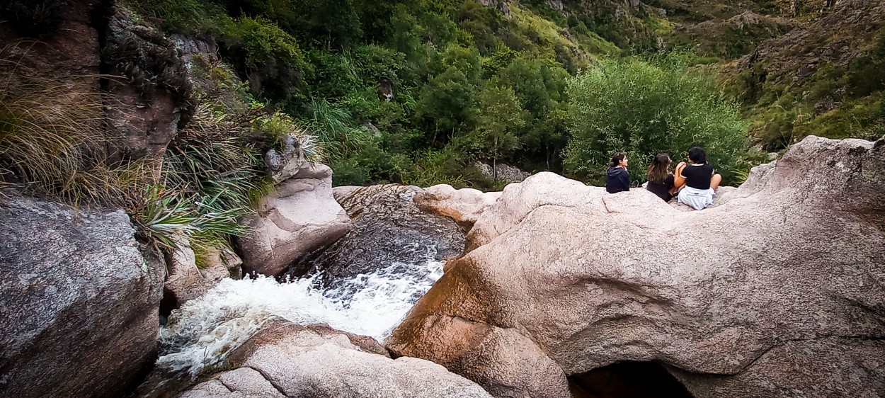 "Nacimiento del Rio San Antonio" de Fernando Basconi