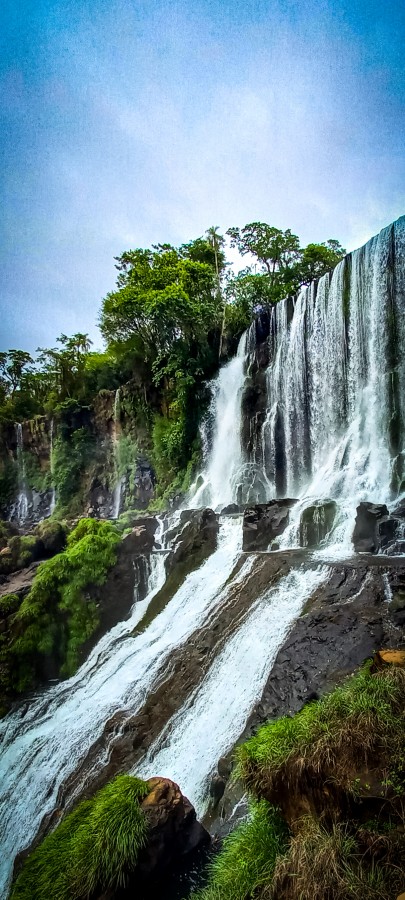 "Cataratas" de Fernando Basconi