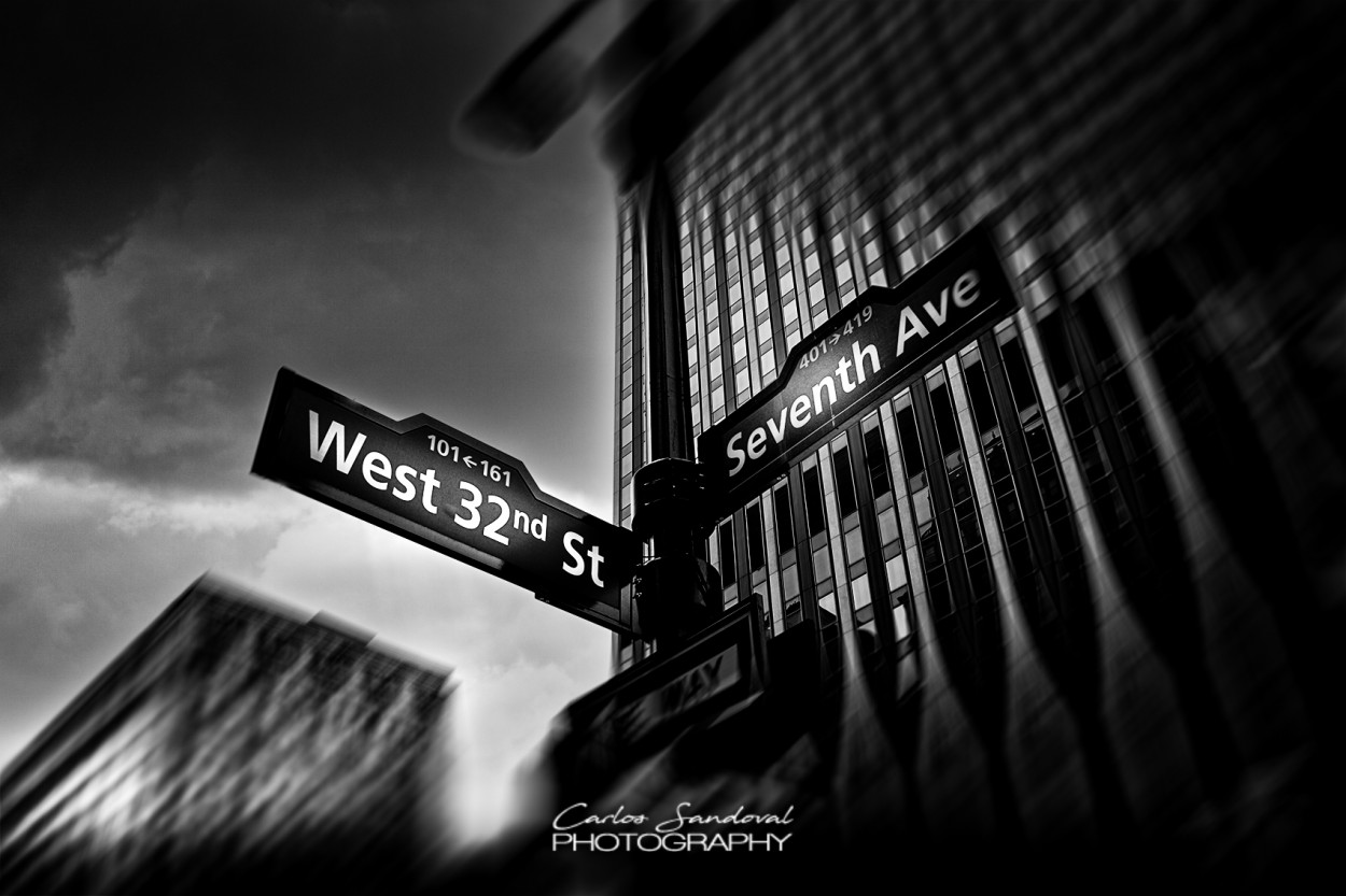 "W32nd St." de Carlos A. Sandoval