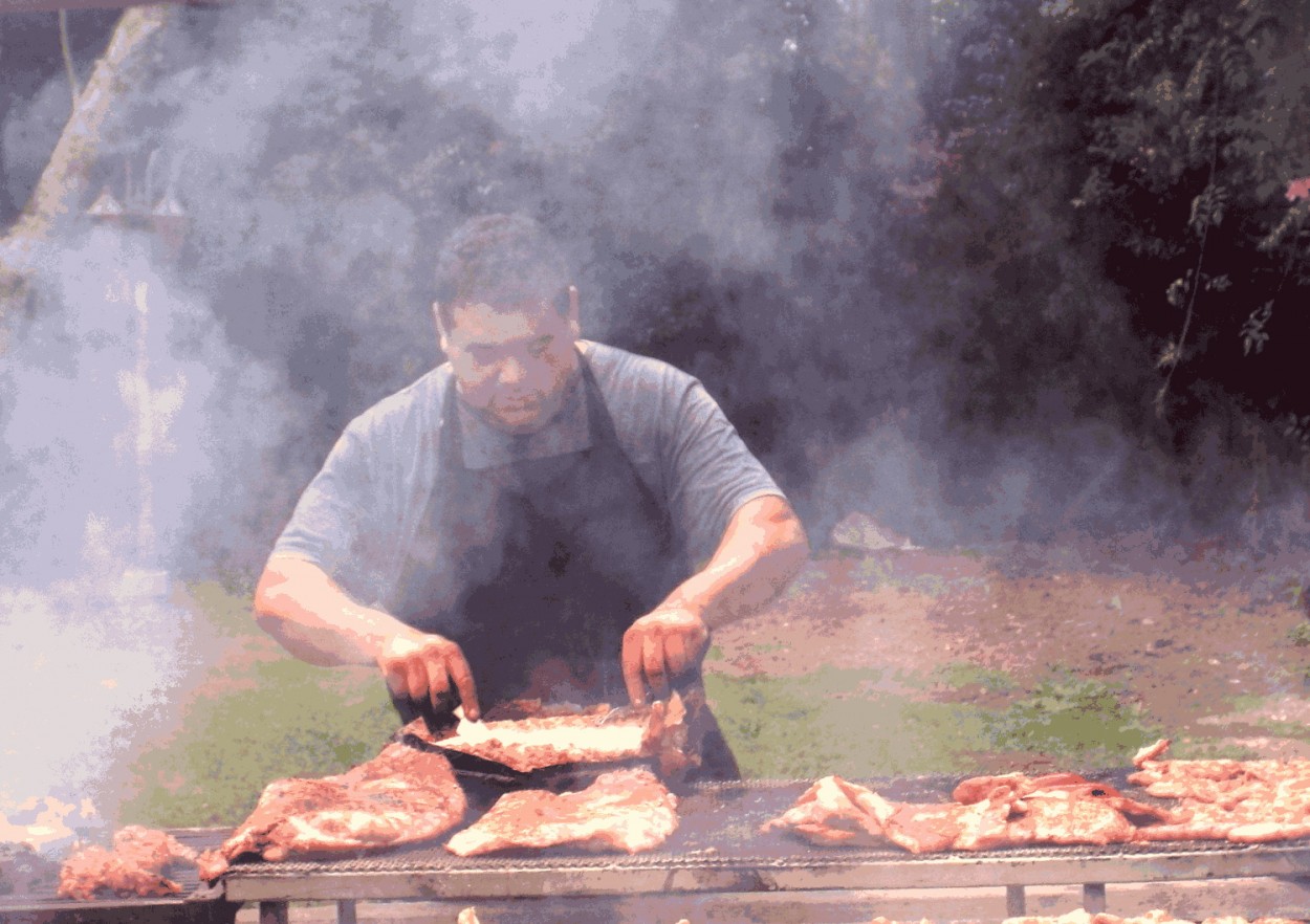 "Un aplauso pal asador" de Adrin Camino