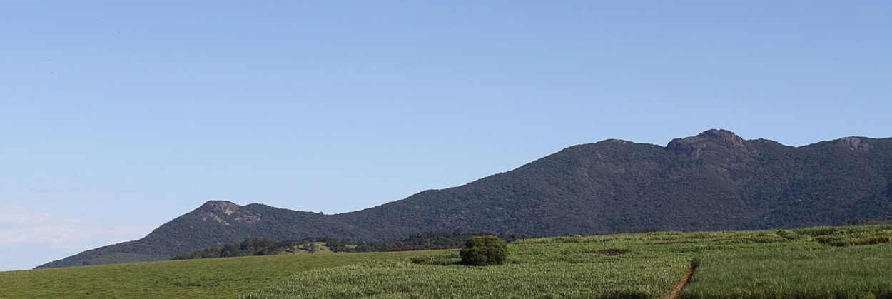 "Joanpolis, no Outono as montanhas........" de Decio Badari