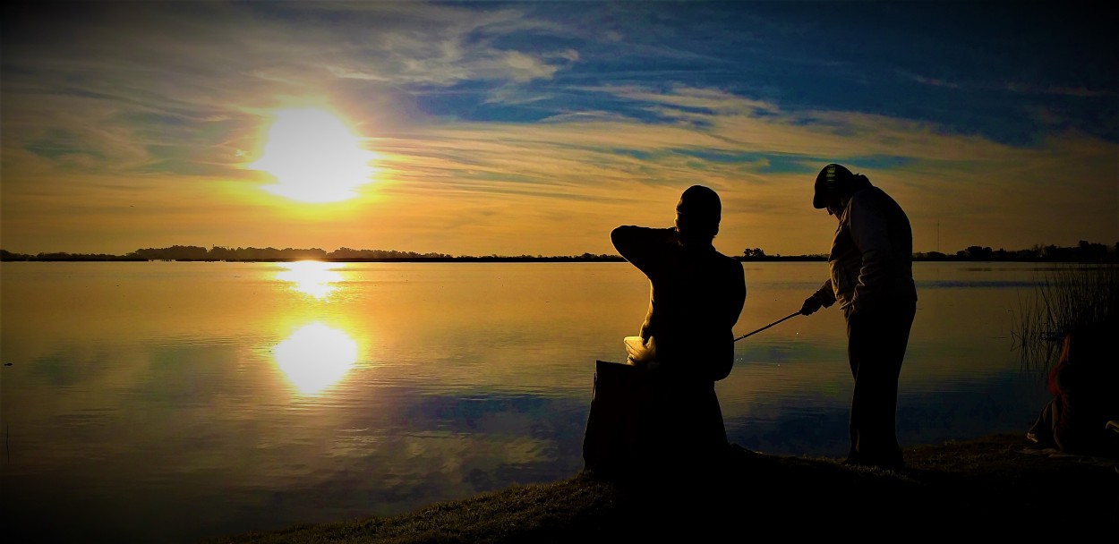 "Atardeceres x 3" de Edgardo Osvaldo Gonzlez