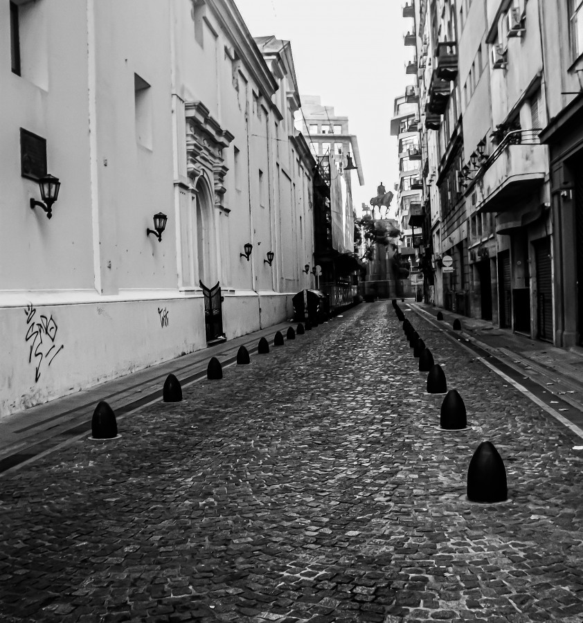 "Silencio en la gran ciudad" de Esteban Eberle