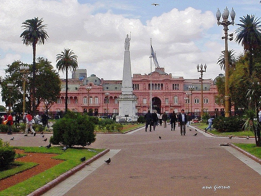 "La Rosada" de Ana Giorno