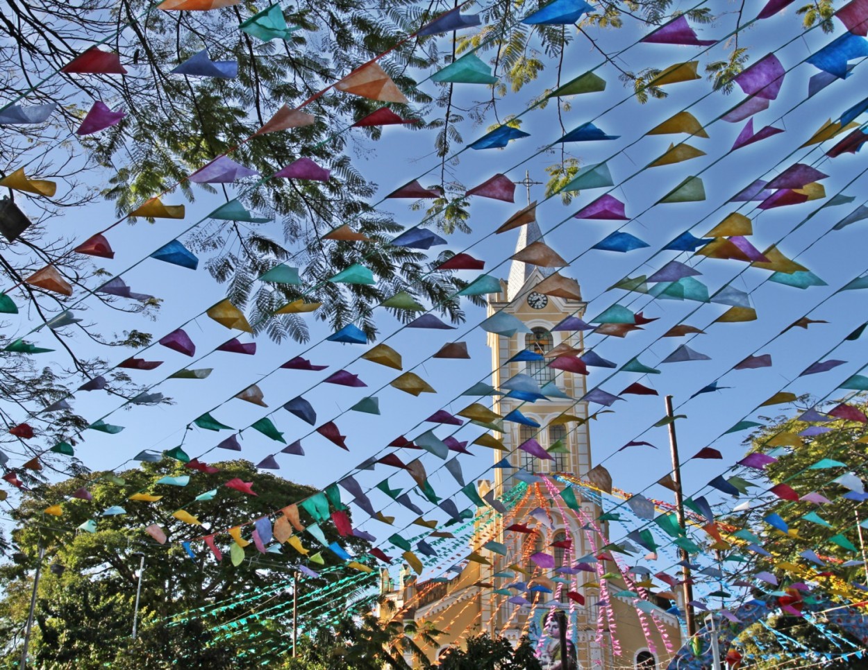 "Amigos, estes dias postarei fotos da Festa........" de Decio Badari