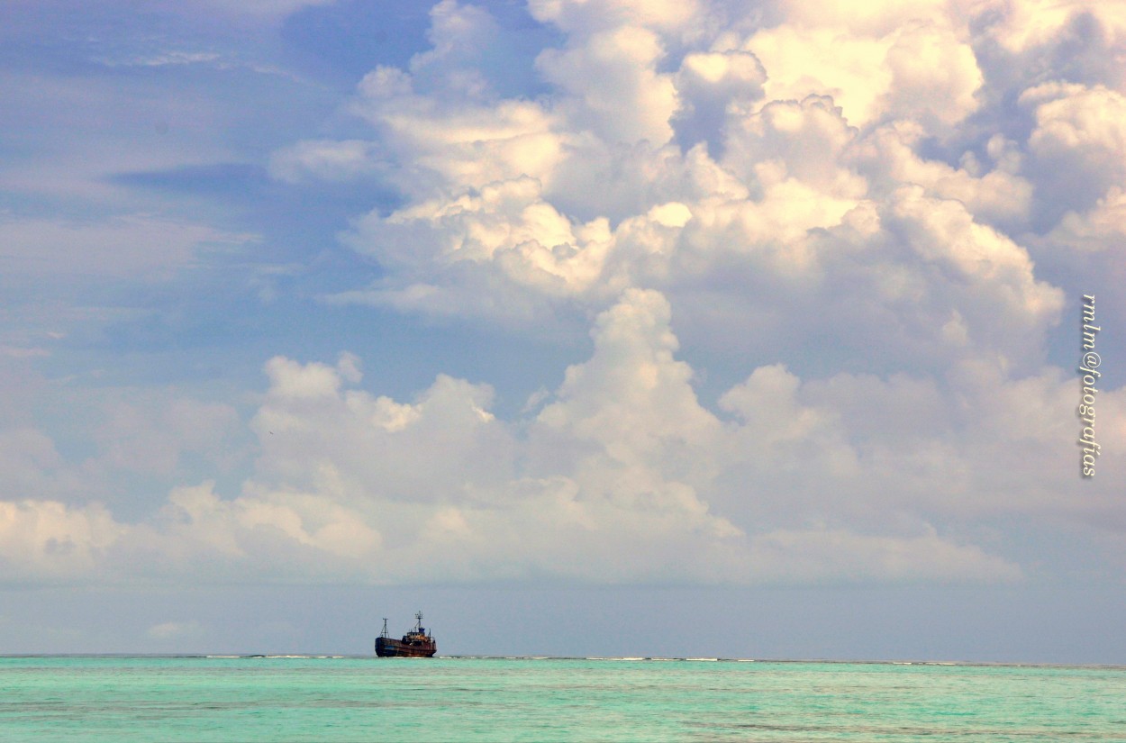 "Cielo caribeo" de Ricardo Mximo Lopez Moral