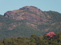 A ` Pedra do Lopo ` um ponto turstico.....