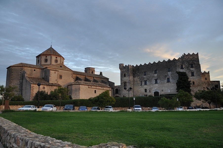 "el castillo" de Ariel Dario Albamonte