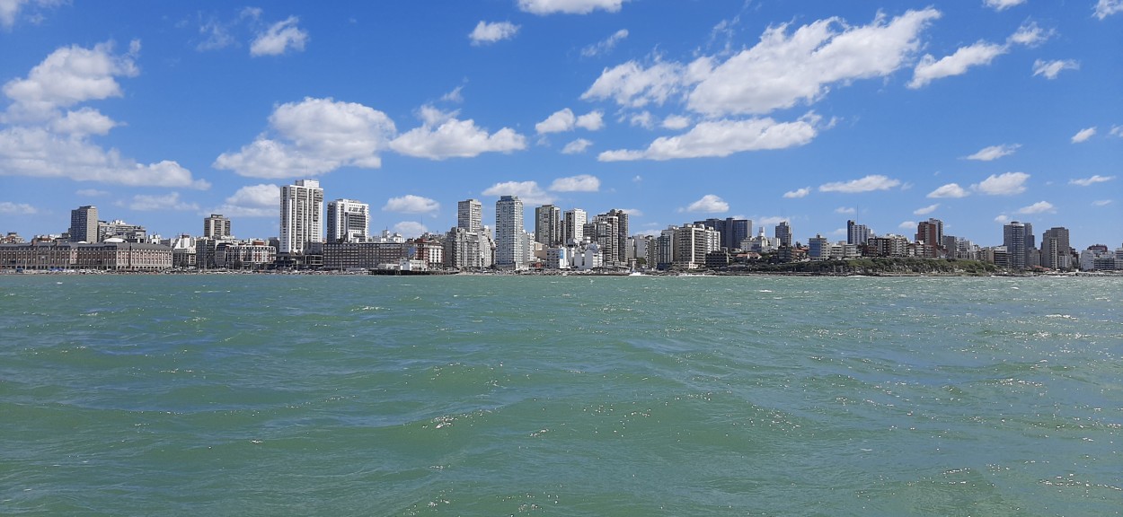 "La Feliz desde el mar" de Juan Carlos Viegas