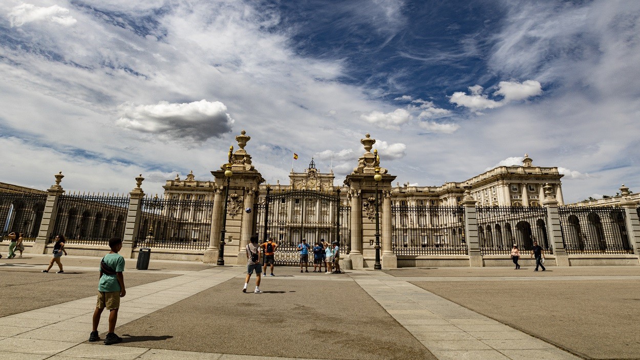 "Palacio de los Reyes de Espaa" de Eduardo Alfredo Balducci