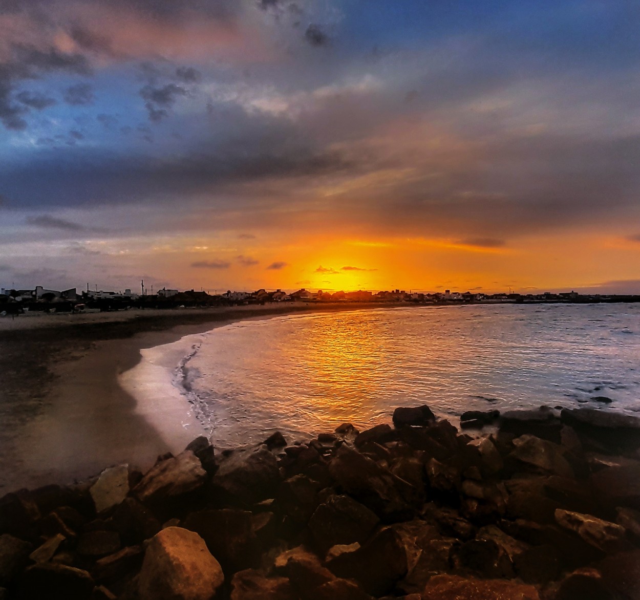 "Atardecer desde el espign" de Roberto Guillermo Hagemann