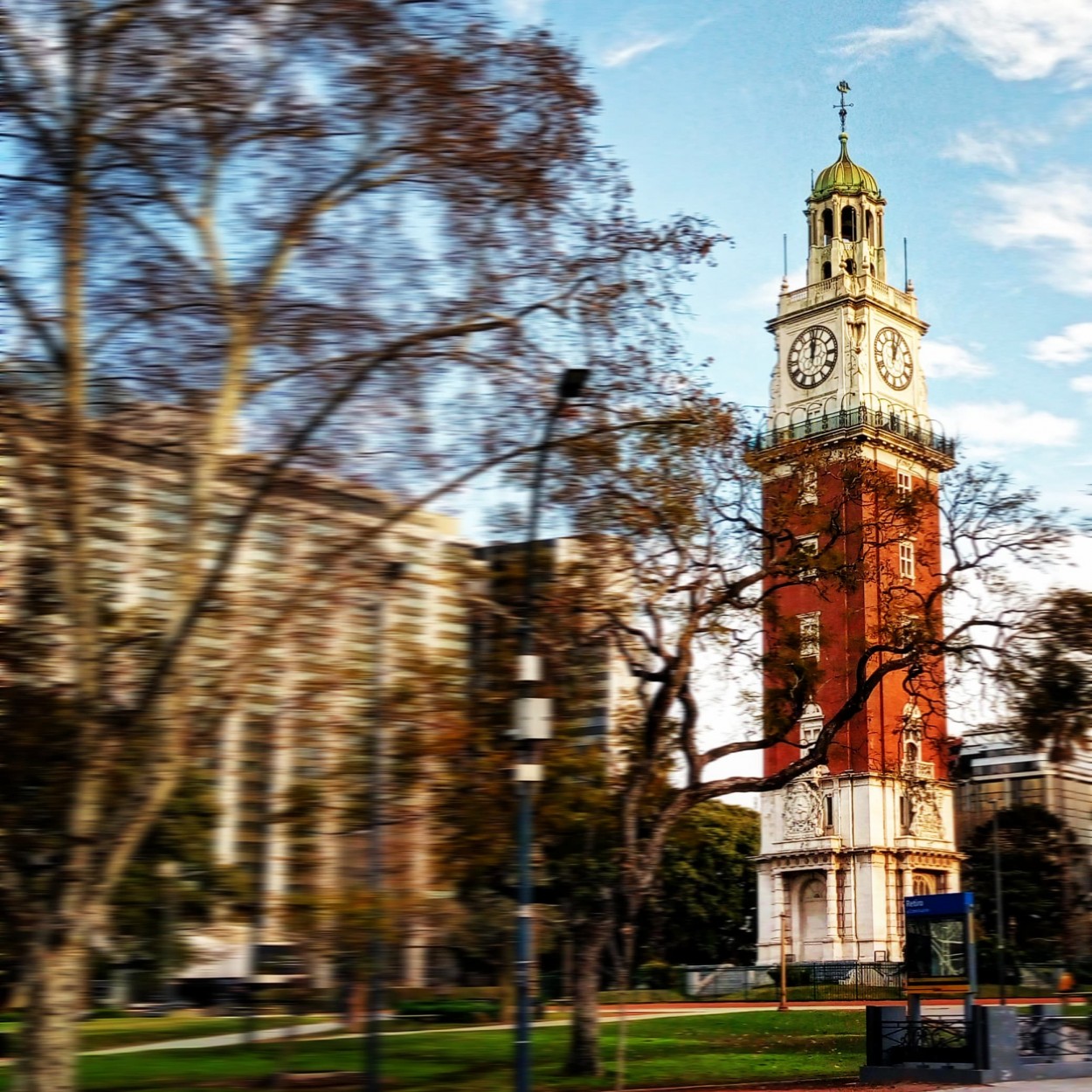 "La Torre" de Adrin Bournissent