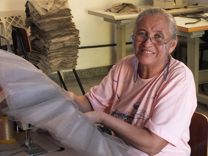 "Um olhar, um sorriso, um retrato da artes......" de Decio Badari