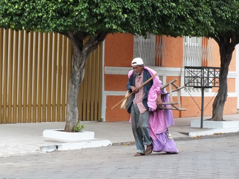 "As cores, as dores de uma vida....." de Decio Badari