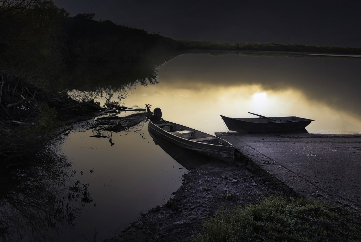 "soledad en el rio..." de Carlos Cavalieri