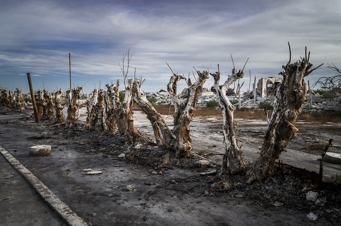 "Restos de un desastre" de Fernando Valdez Vazquez