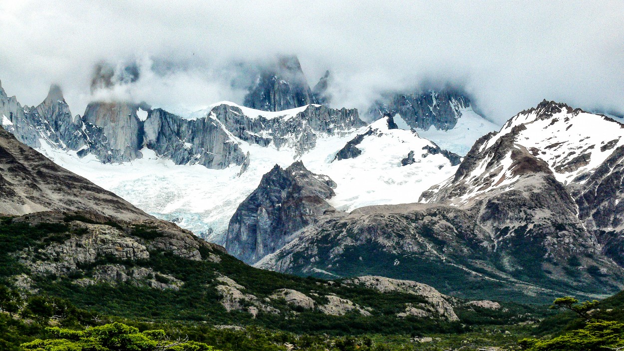 "Nubes bajas" de Juan Carlos Barilari