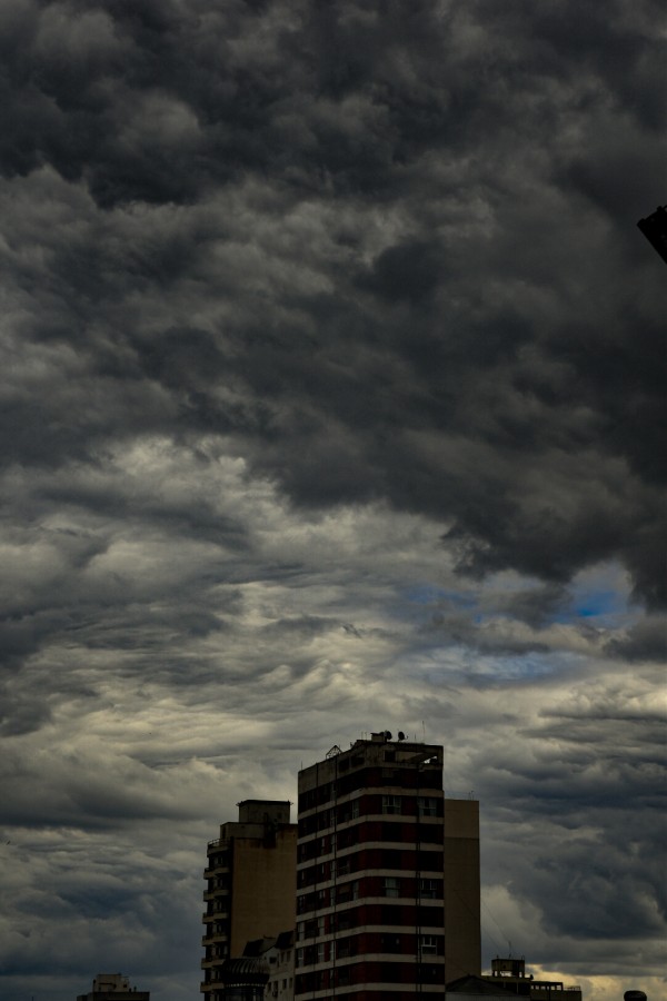 "Tormenta en Tandil" de Silvana Magali Frank