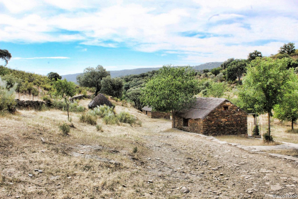 "Villarreal de San Carlos, Extremadura" de Luis Blasco Martin