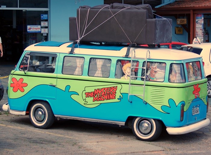 "` The mystery machine `........." de Decio Badari