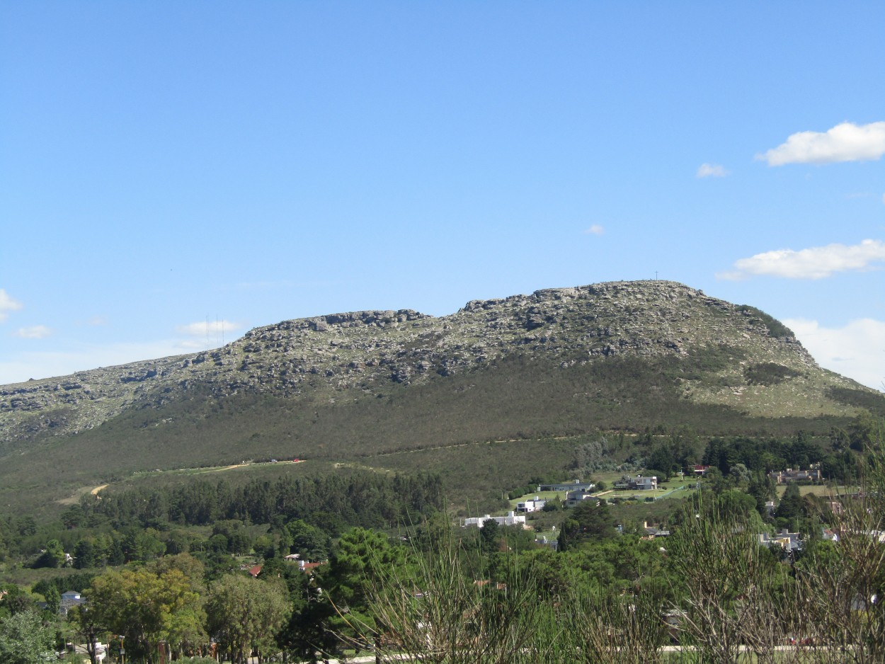 "La sierra " de Miguel Angel Palermo