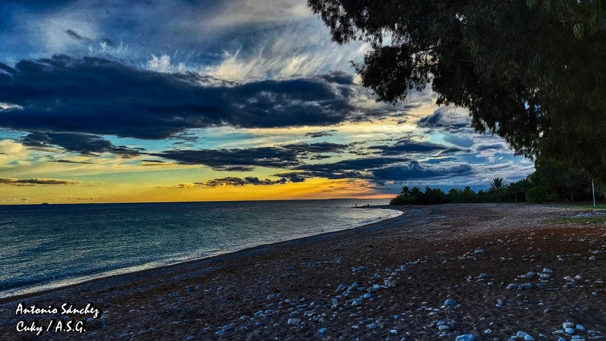 "**Cielo, Mar y Tierra **" de Antonio Snchez Gamas (cuky A. S. G. )