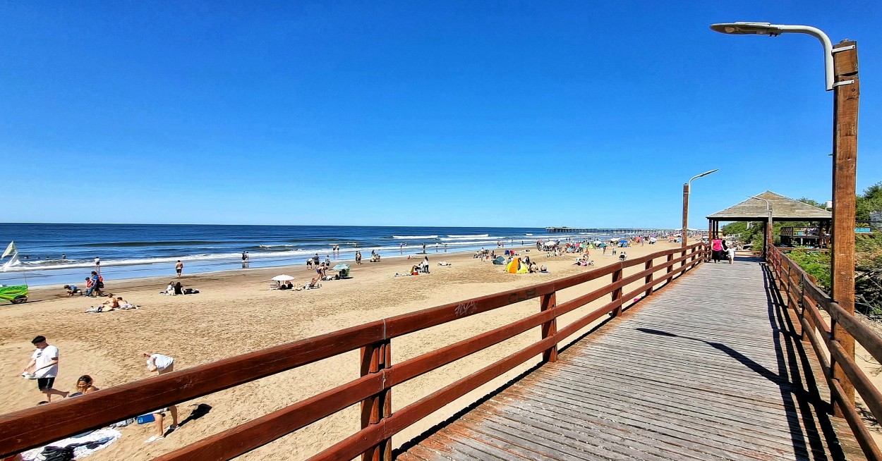 "Playas en Primavera" de Oscar Cuervo